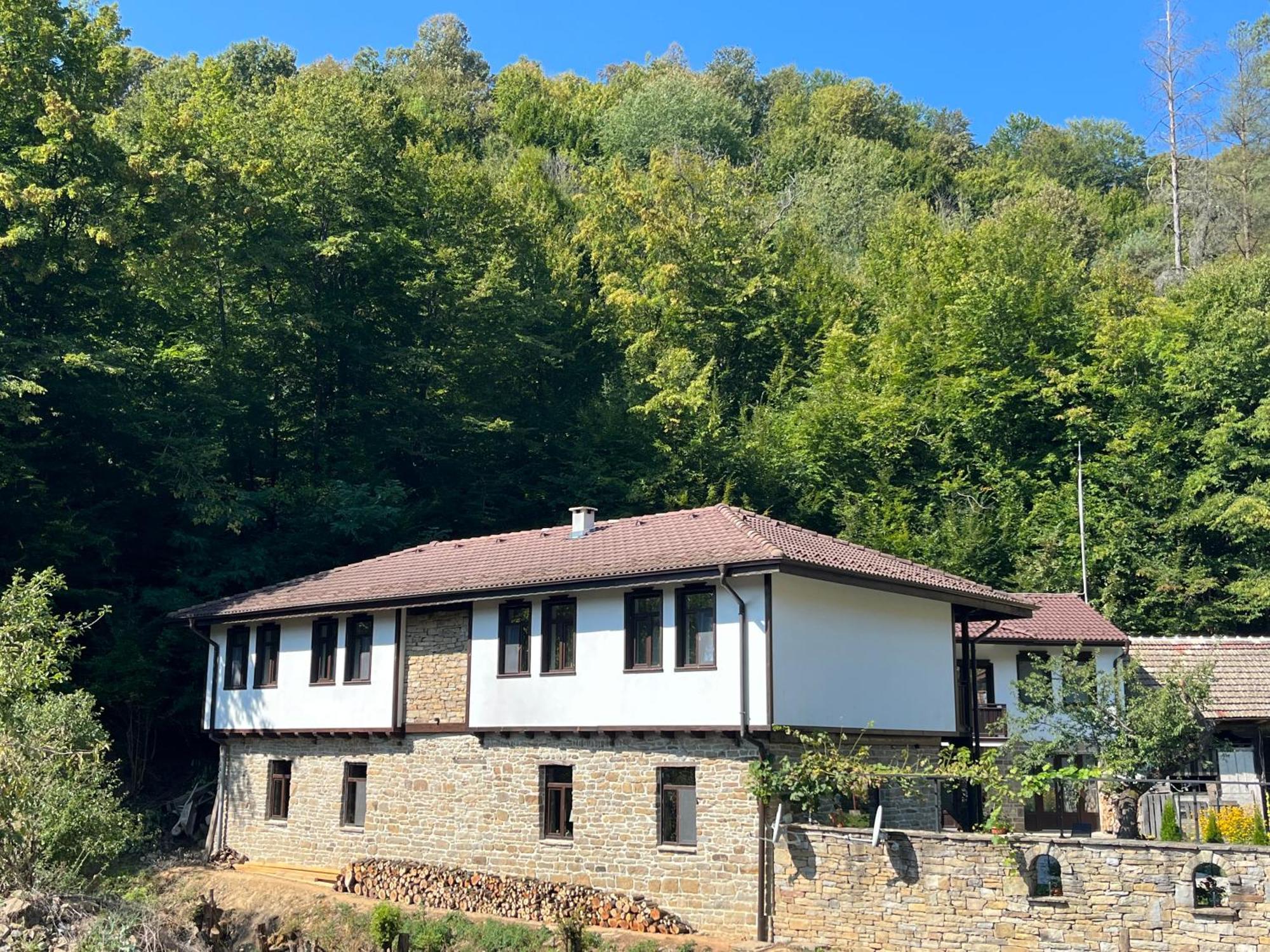 Verta House Tryavna Esterno foto